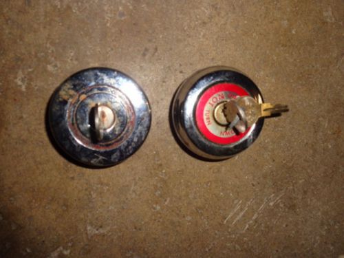 Vintage made in usa locking fuel gas cap with key car