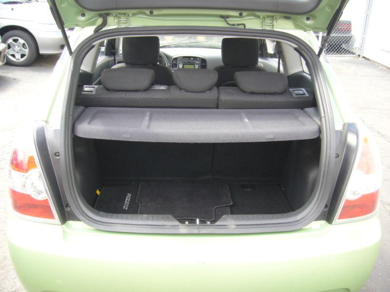 2017 hyundai accent hatchback cargo cover