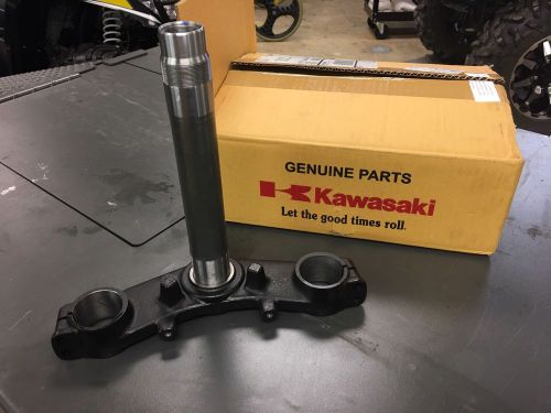 Kawasaki lower triple clamp 44037-0119-18r ninja 650 2015 2016 new in the box