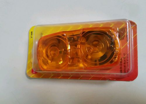 Peterson v138a  clearance marker light amber