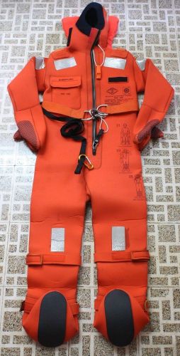 Aquata immersion suit aro v20 140 with head support &amp; heavy-duty harness