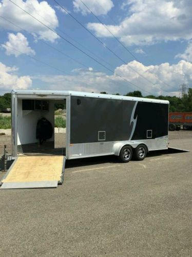 2014 neo enclosed trailer 22 by 7