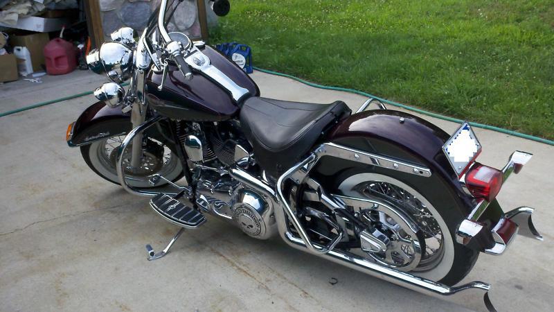 softail saddlebag guards