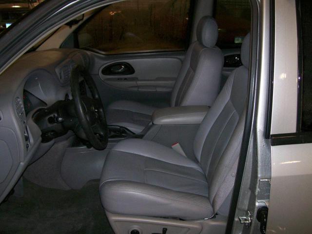 Find 2005 Chevy Trailblazer Ext Interior Rear View Mirror