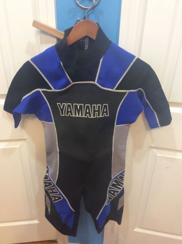 Oem yamaha wet suit short (medium)