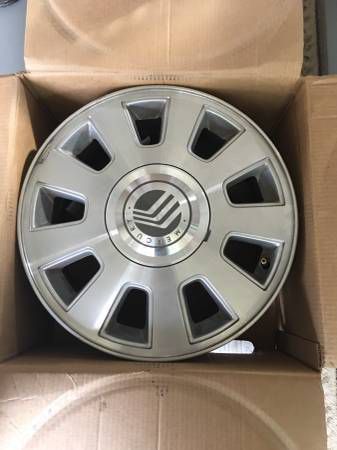 Set of 4-  16&#034; alloy wheels for 2004-  ford, lincoln or mercury.  excell cond.