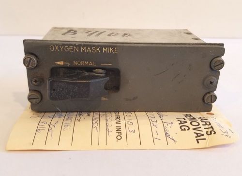 Boeing 737 aircraft cockpit mike selector control panel 69-37333-1