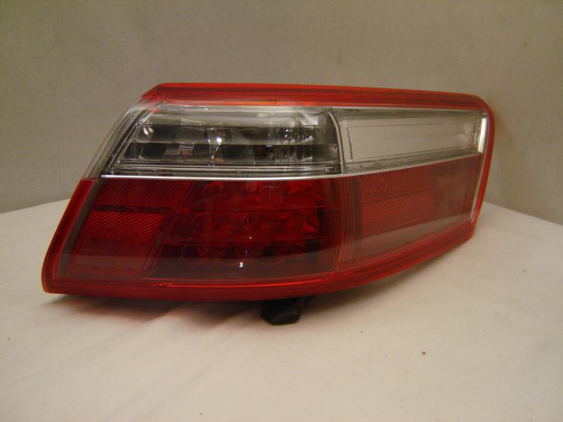 Toyota Camry Hybrid 2010 2011 Tail Light Assembly Passenger Side