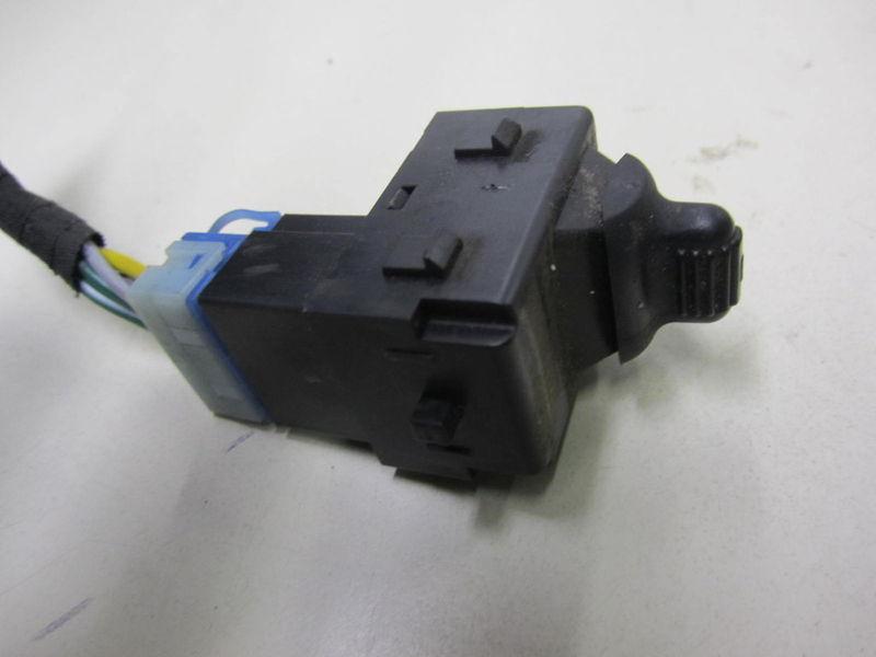 Chrysler 300m 98 99 power window switch  front right -  rear left -  rear right