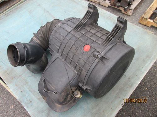 Used volvo air cleaner w/hose #20411813 #20435616