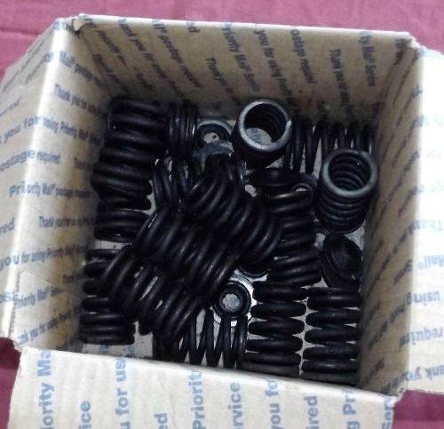 Vintage amc 360 v-8 valve springs &amp;  retainers, complete set from 70s wagoeer