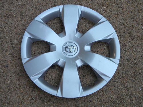 toyota camry 2009 hubcap