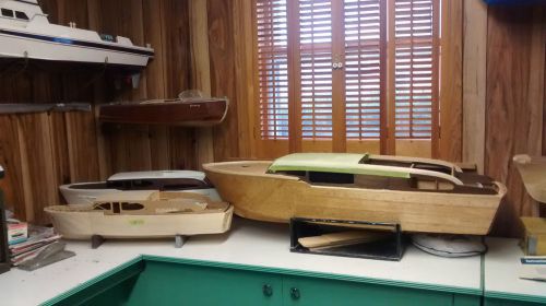 Selling hole hobby  room  full of chriscraft model boats,pickup only