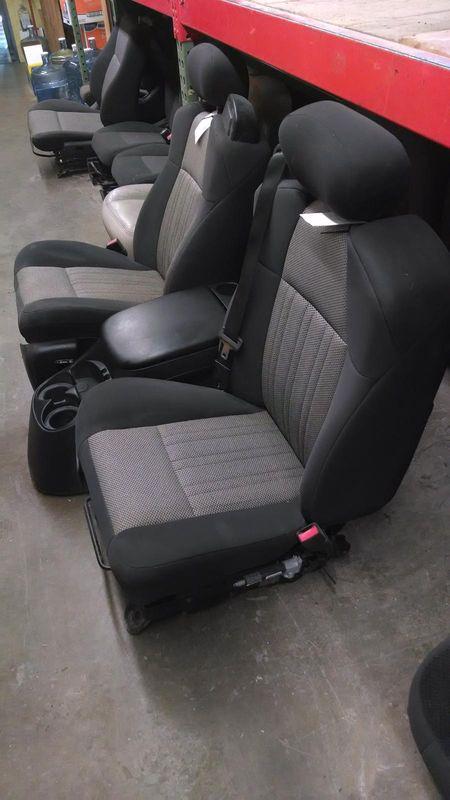 Ford f150  front seat set super cab heritage 03 04