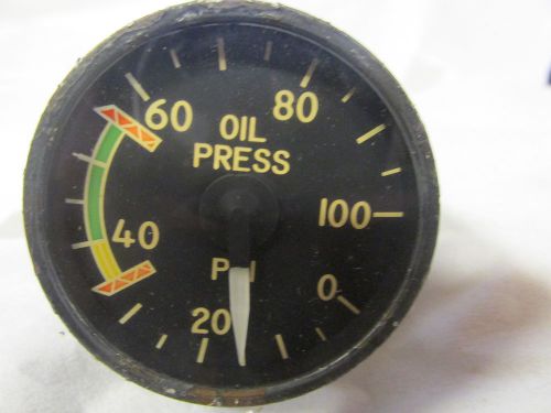 Z044 pressure indicator engine oil boeing