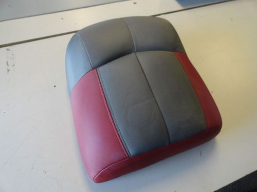 Stratos 294 xle seat cushion red / gray 18&#034; x 16&#034; x 8&#034; 196220 marine boat