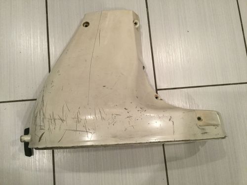 1995 evinrude 9.9 hp lower engine cover port 0337405