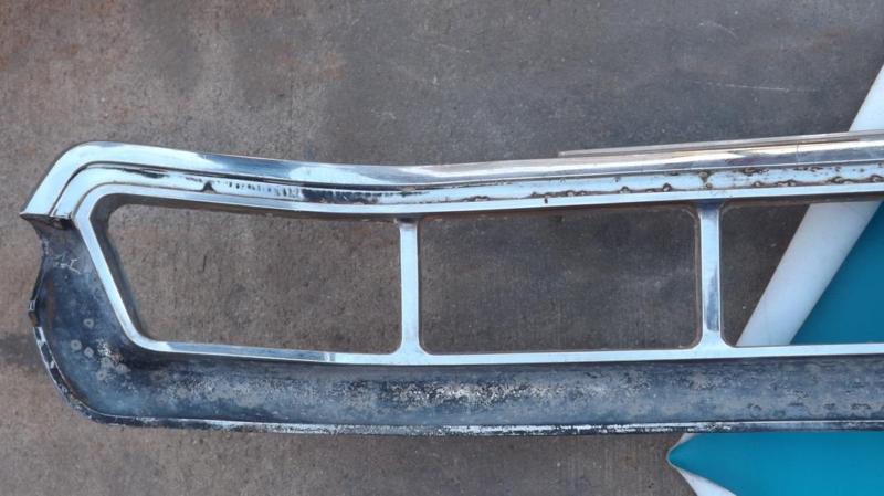 Sell 1965 PONTIAC BONNEVILLE TAIL LIGHT PANEL in Glendale, Arizona, US