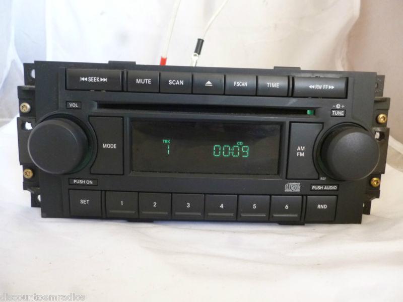 04-10 chrysler dodge jeep radio cd  player p05091710ae pl *  fb