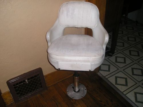 Springfield adjustable height boat seat padded seat and back