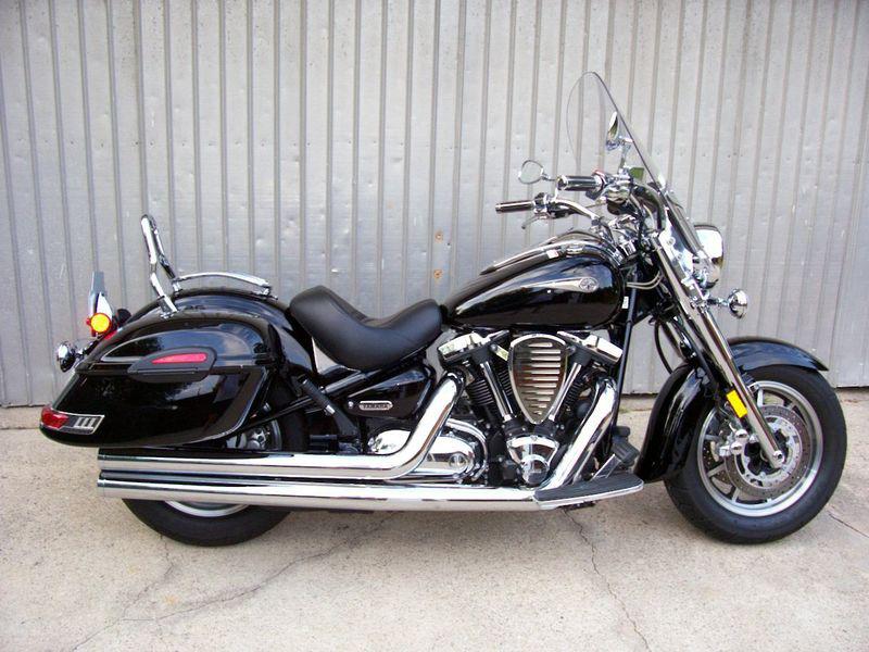 v star 1100 custom hard saddlebags