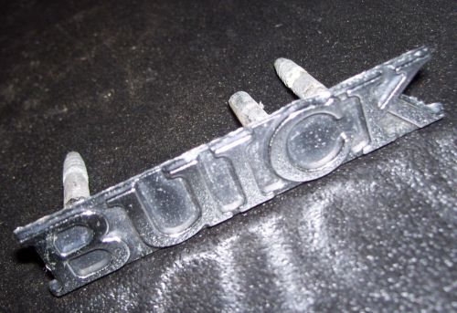 1985 - 1991 buick skylark somerset grille emblem chrome 25520019  - b225