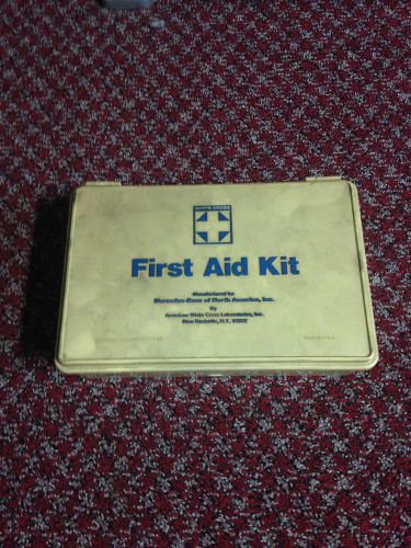 W123 mercedes benz first aid kit