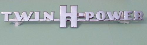 Hudson hornet &#034;twin-h-power&#034; emblem, three mounting pins, just poured and chrome