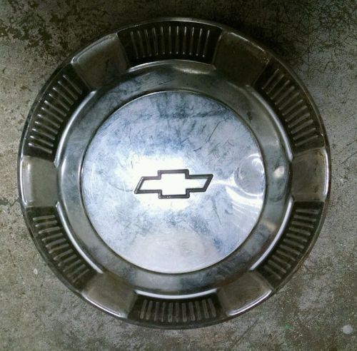 ☆10.5 &#034; vintage chevy chevrolet hubcap dogdish poverty original