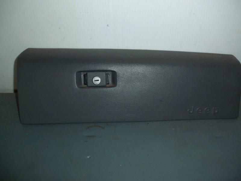 84-96 jeep cherokee xj dark gray glove box compartment door lid cover lock latch