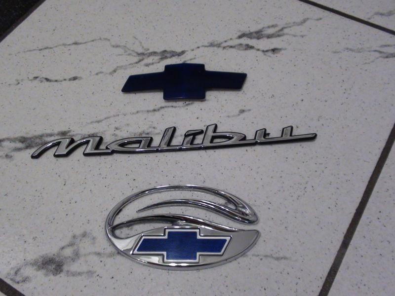 Complete set of chevrolet malibu emblems for trunklid