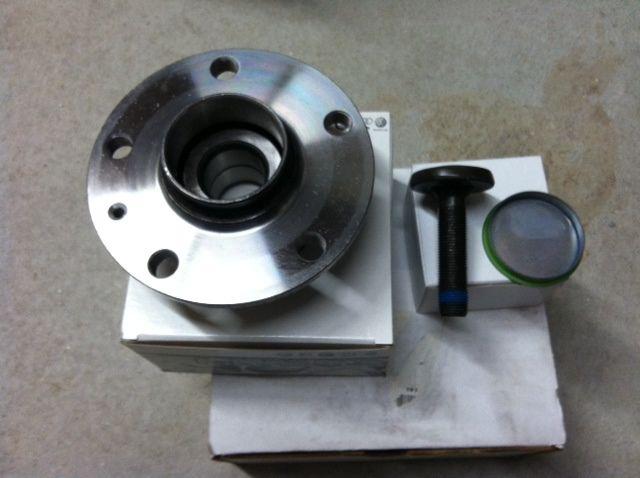 Audi a3 vw gti beetle rabbit fwd  rear wheel bearing hub new oem 1k0598611