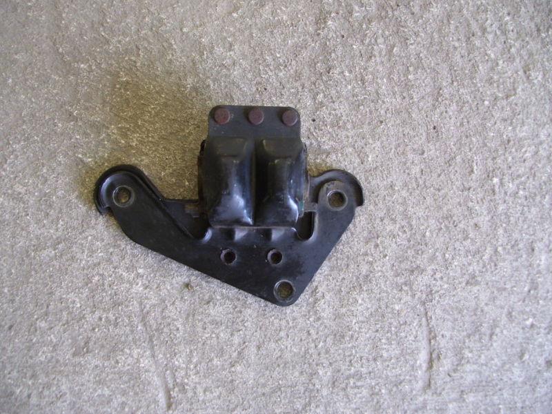 1996 trans am lt1 factory lh motor mount engine bracket 93-97 ws6 5.7l driver 