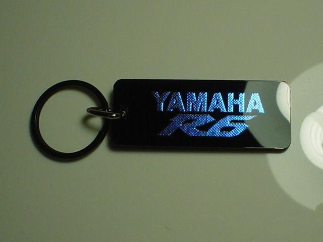 Yamaha r6 motorcycle key chain black & blue chrome ns