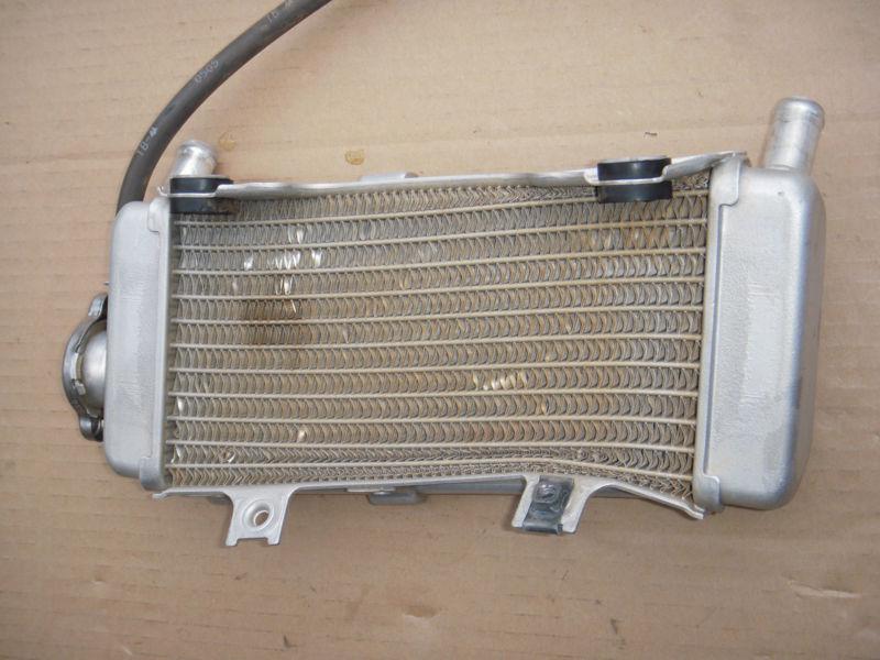 Right radiator fill side crf250x crf250r honda crf 250 x oem crf 250 cooling