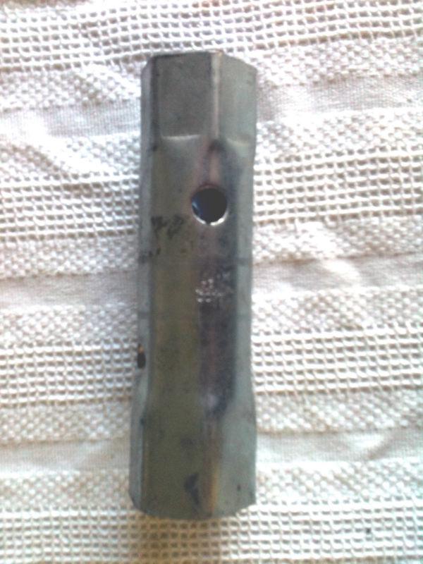 Triumph gearbox sprocket nut tool tr6/120 tr7/140 t150/160