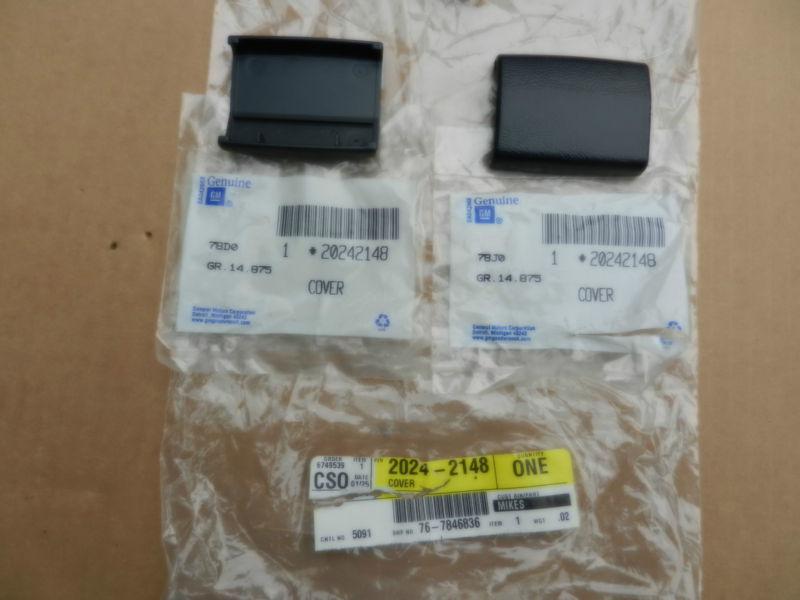 Nos gm seat belt buckle covers (2) - black #20242148 gr. 14.875 