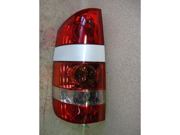 Toyota noah 2002 rear left combination lamp [5915600]