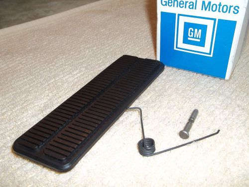 68-87 gm gas pedal w spring nos camaro chevelle corvette nova trans am rally