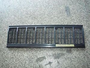 Crysler jeep cherokee 1997 radiator grille [4510400]