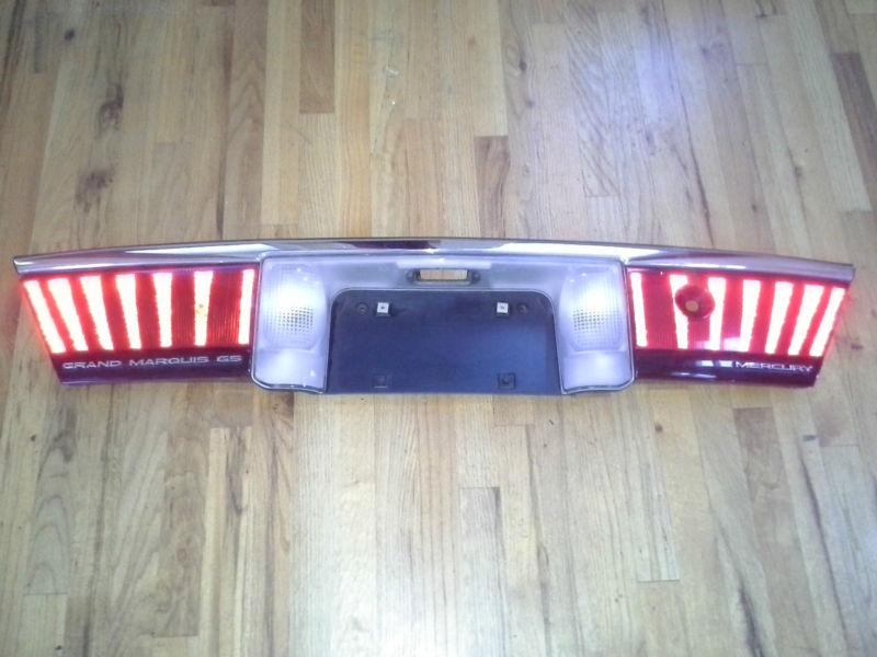 Mercury grand marquis oem rear reverse lamp license plate taillight 