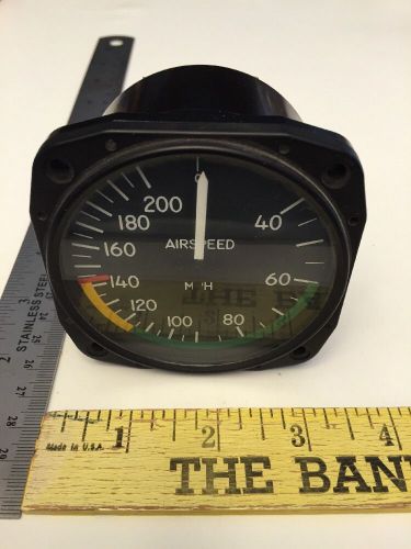 United instruments airspeed indicator part no. 8000 vintage 1982 0-200 mph