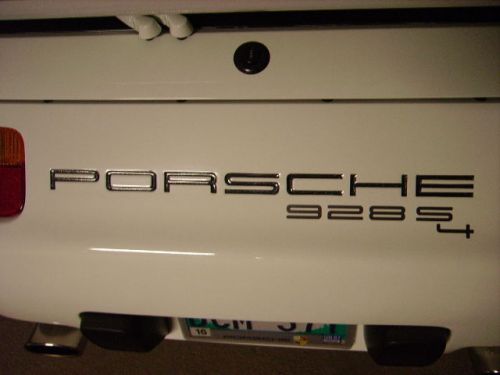 Porsche 928 rear bumper lettering—oem esthetic upgrade (embossed porsche script)