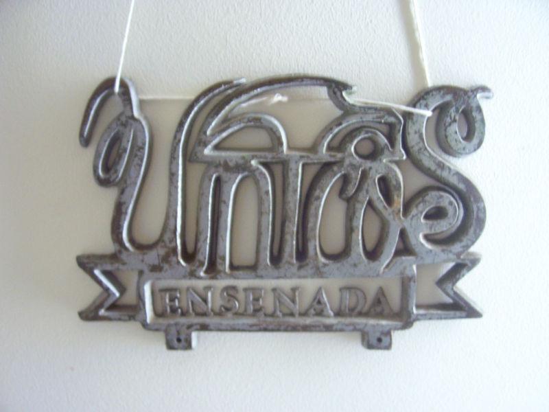 Ensenada untcoes  bronze?brass topper car club large heavy unique 