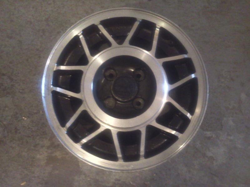 * 14 inch factory alloy rim - volkswagon cabriolet, jetta, rabbit / 1982-1992