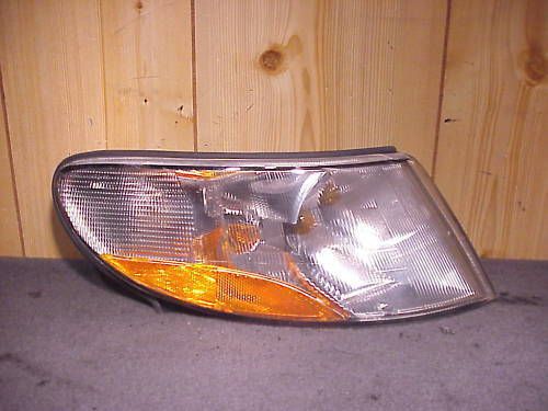 Saab 9-3 saab 9 3 99-03 corner light passenger rh valeo oe