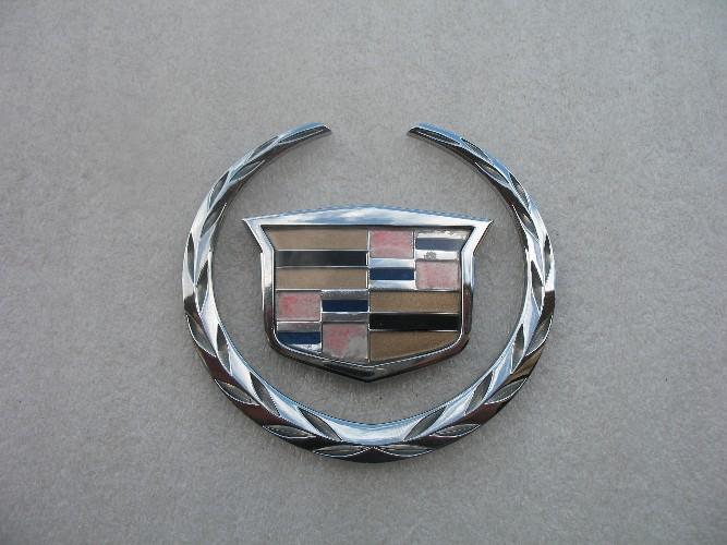 2000 2001 2002 2003 2004 2005 cadillac deville rear emblem logo decal badge sign