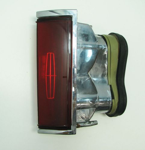 80-84 lincoln town car lh left taillight tail light lamp eovb-14a553-a