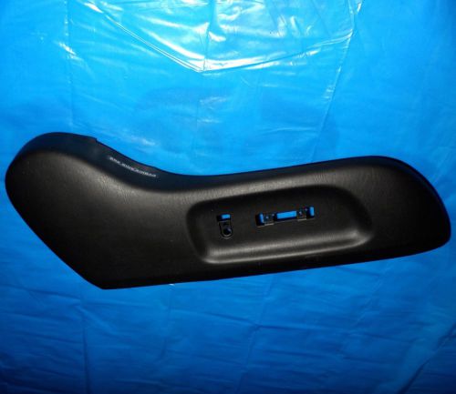 02-06 lexus es300 es330 outer cover front seat right 71811-33130