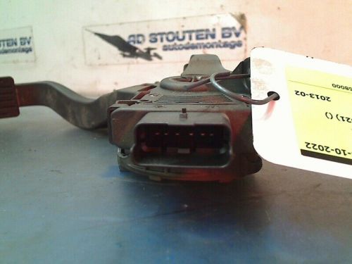 Peugeot 208 i electric gas pedal 2013 9671433780 #186542-